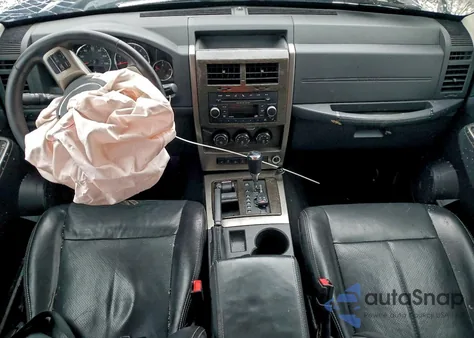 2012 Jeep Liberty Jet z USA, uszkodzony, nr VIN 1C4PJMFK1CW210488